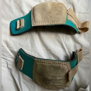 Turquoise hind horse boots